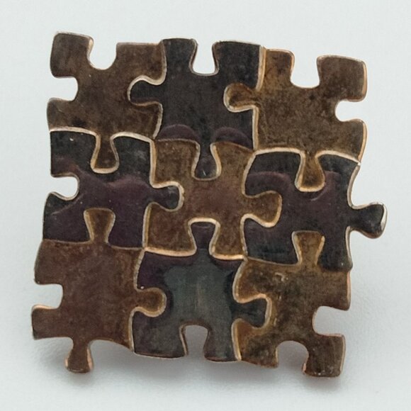 Vintage Jigsaw Puzzle Piece Pin Brooch Pinback - Picture 1 of 3